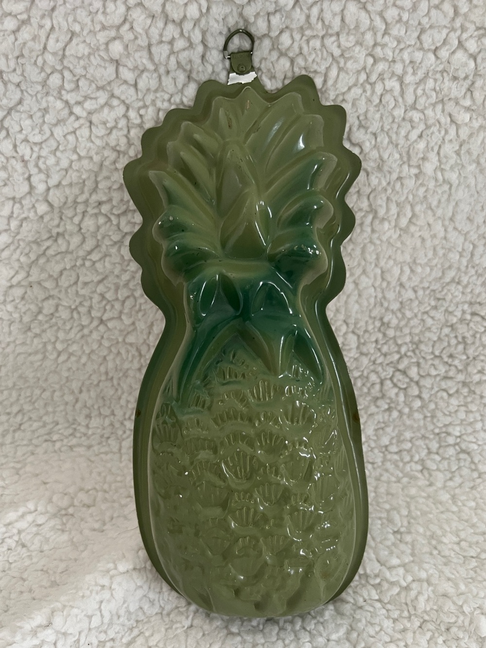 Vintage Aluminum Scalloped Pineapple Jello Cake mold by A.R.C Wall Hanging 12"